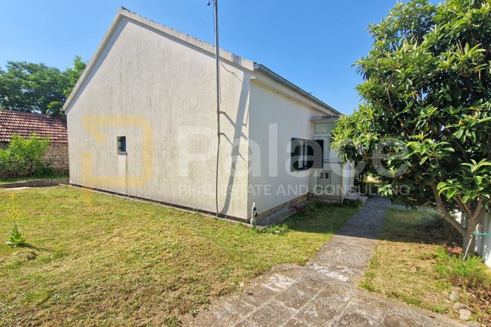Image No.3-3 Bed House for sale