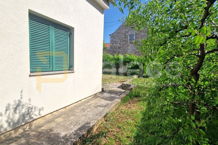 Image No.4-3 Bed House for sale