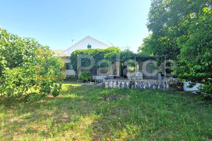 Image No.6-3 Bed House for sale
