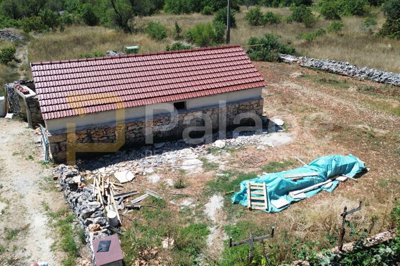 kamena-kuca-prizemnica-sa-velikim-zemljistem-krusevo-kod_4