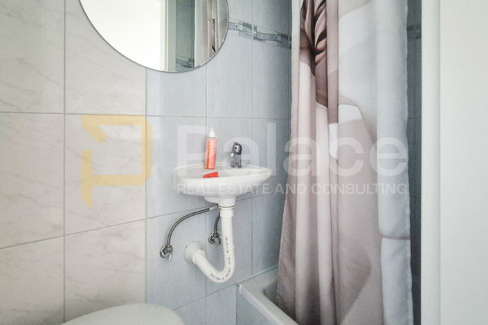 Image No.19-8 Bed House for sale