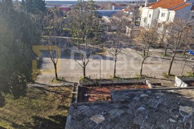 jedinstvena-prilika-hotel-za-renovaciju-u-centru-benkovca_15