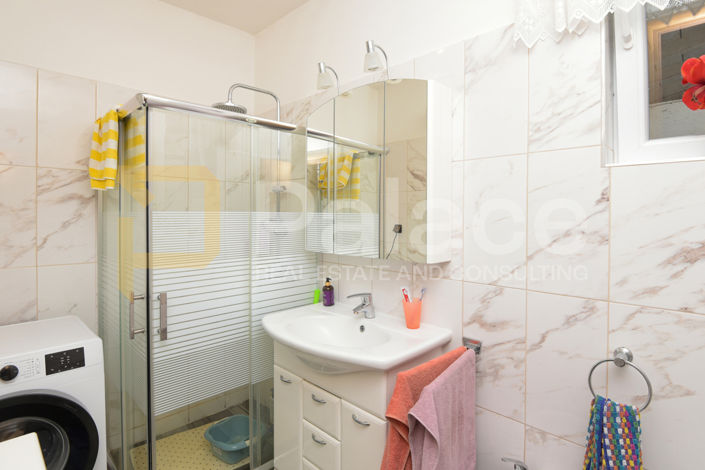 Image No.14-7 Bed House for sale