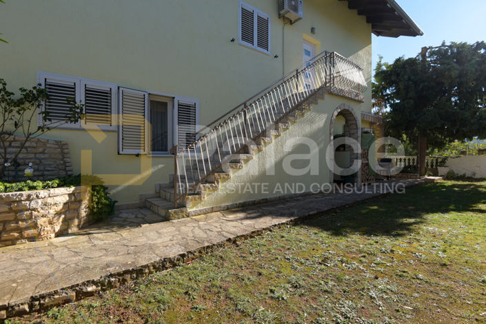 Image No.3-7 Bed House for sale