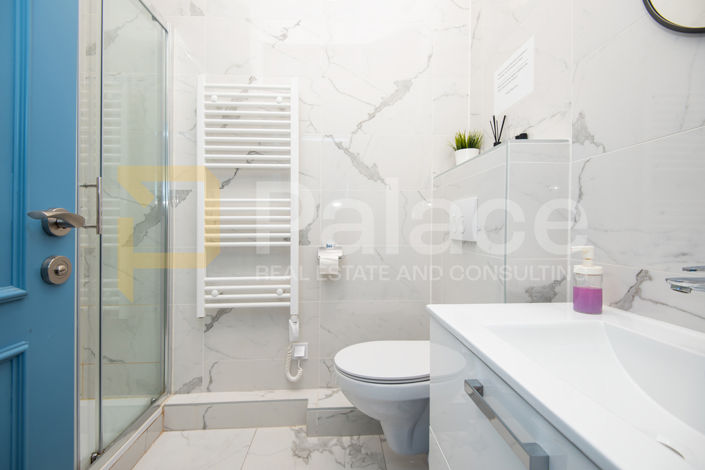 Image No.10-9 Bed Apartment for sale