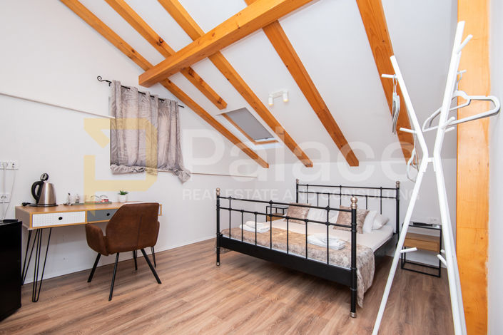 Image No.18-9 Bed Apartment for sale