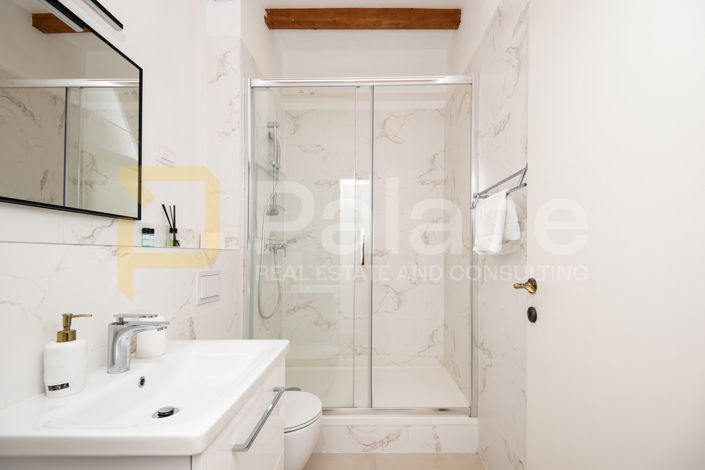 Image No.23-9 Bed Apartment for sale