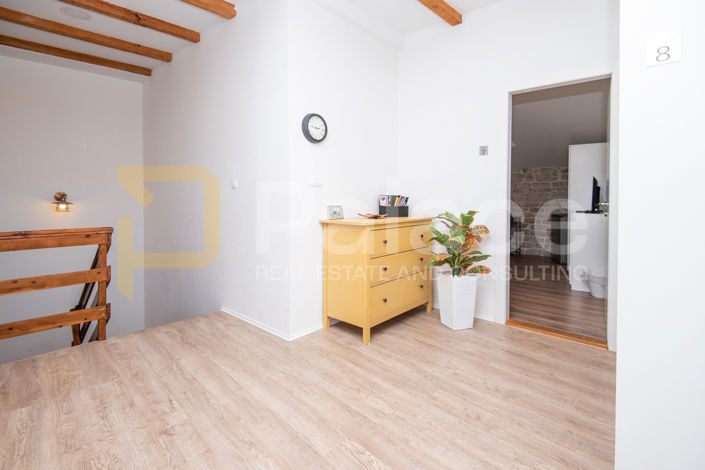 Image No.26-9 Bed Apartment for sale
