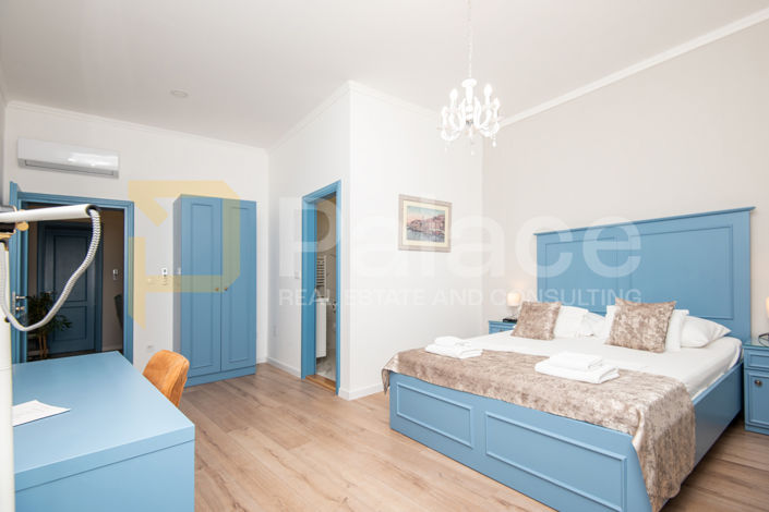 Image No.6-9 Bed Apartment for sale