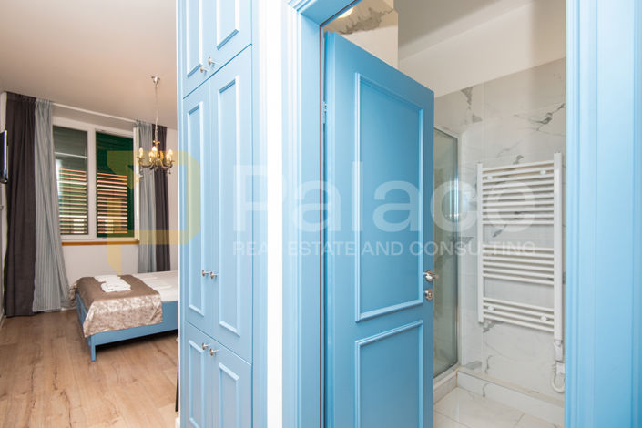 Image No.9-9 Bed Apartment for sale