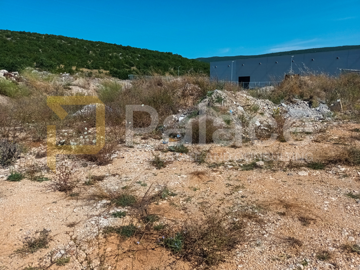 gradjevno-zemljiste-u-poslovnoj-zoni-dicmo-8190-m2_2