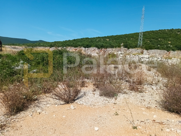 gradjevno-zemljiste-u-poslovnoj-zoni-dicmo-8190-m2_4