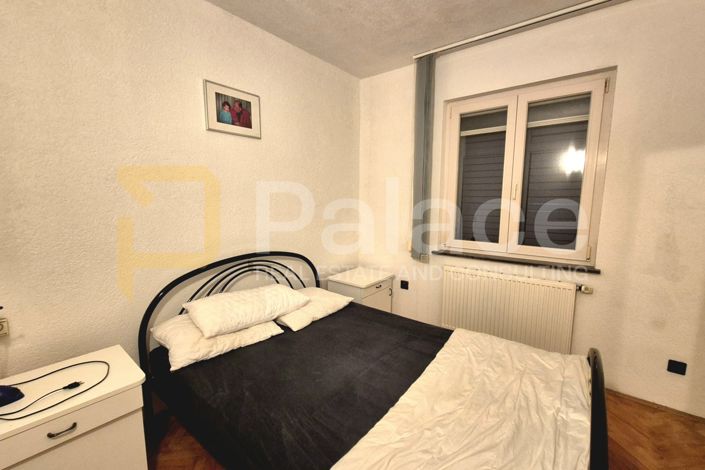 Image No.19-4 Bed House for sale