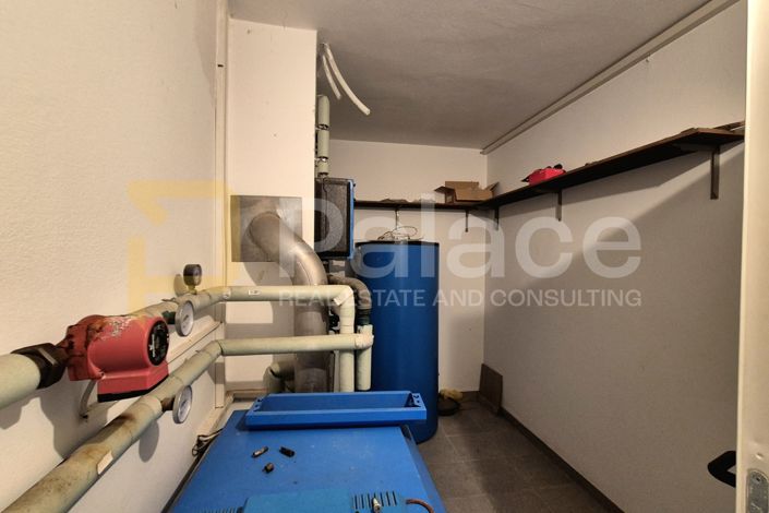 Image No.3-4 Bed House for sale