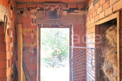 samostojeca-visoka-prizemnica-s-potkrovljem-roh-bau_6