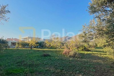 mir-i-privatnost-gradjevinsko-zemljiste-3300-m-kastel-stari_2