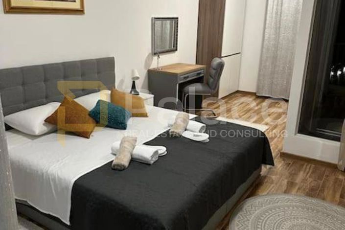 Image No.10-4 Bed House for sale