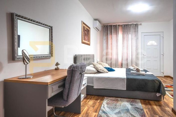 Image No.11-4 Bed House for sale