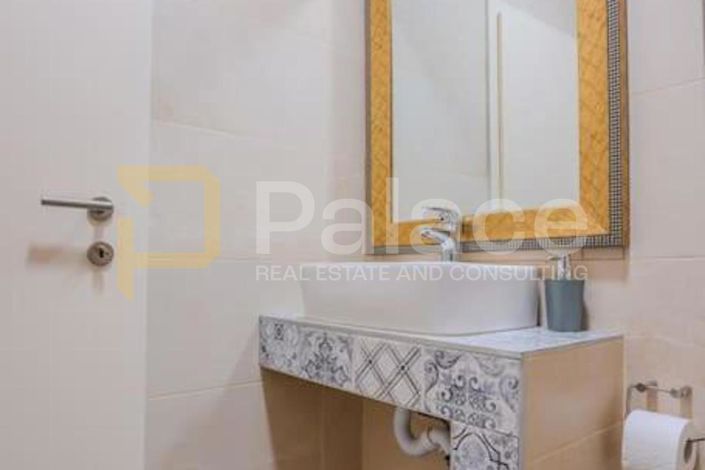 Image No.18-4 Bed House for sale
