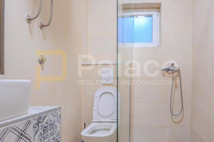 Image No.23-4 Bed House for sale