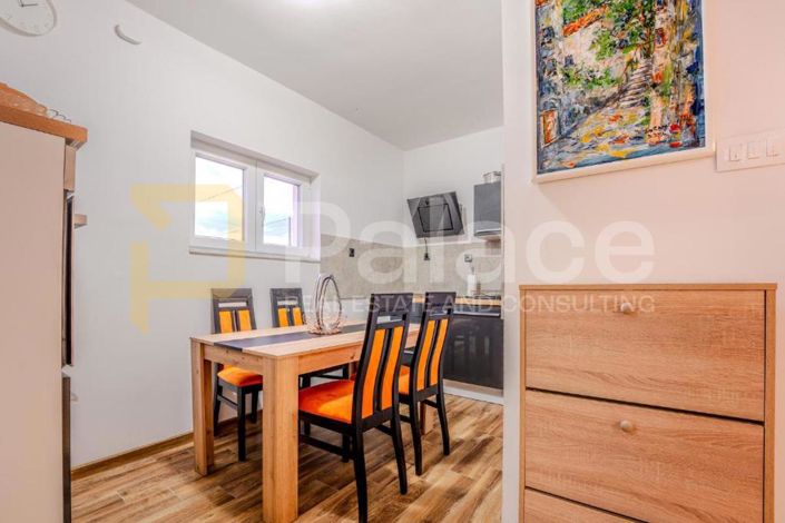 Image No.24-4 Bed House for sale