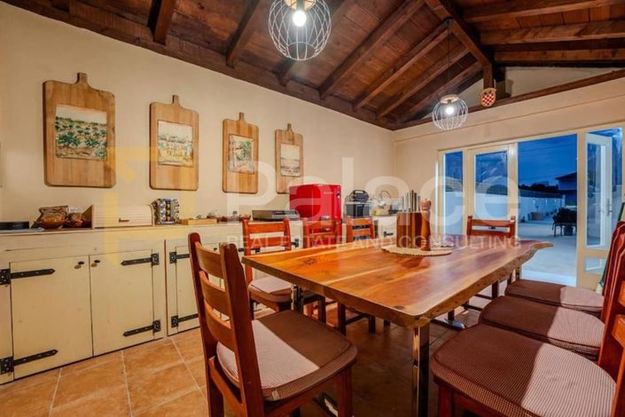 Image No.26-4 Bed House for sale