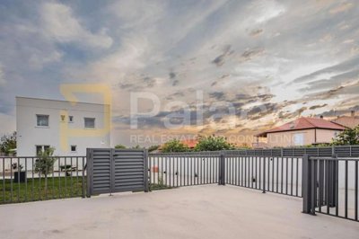 villa-sa-bazenom-centar-sukosana_9