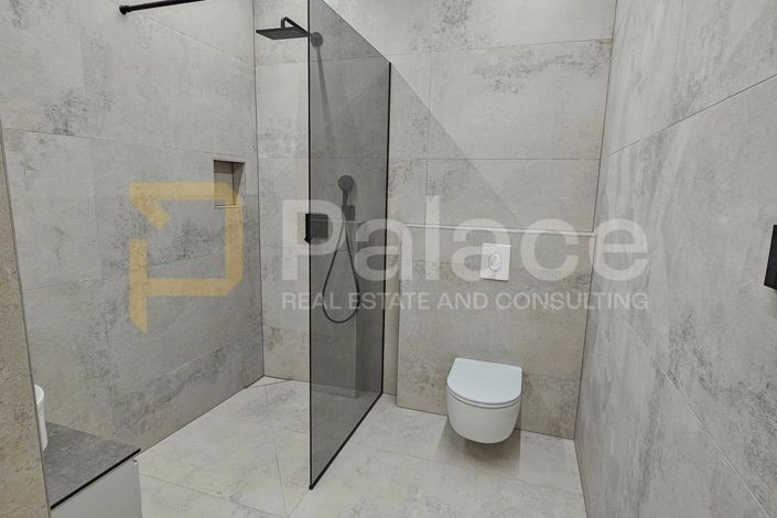 Image No.12-7 Bed Villa for sale