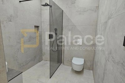 jedinstvena-vila-s-bazenom-u-kastel-novom_12