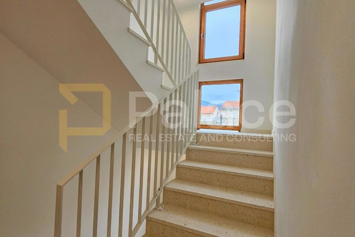 Image No.19-7 Bed Villa for sale