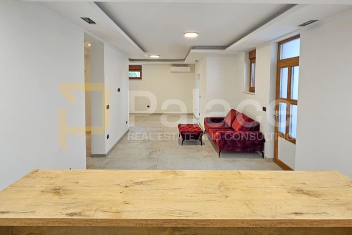 Image No.21-7 Bed Villa for sale
