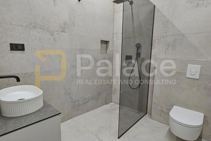 Image No.27-7 Bed Villa for sale