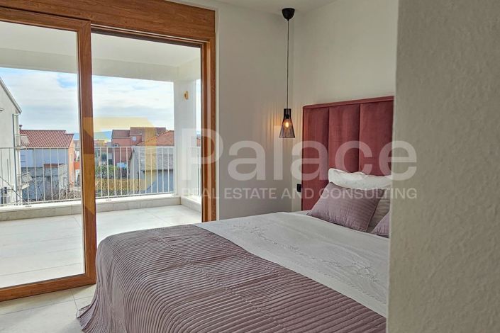 Image No.5-7 Bed Villa for sale