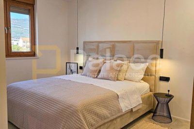 jedinstvena-vila-s-bazenom-u-kastel-novom_7
