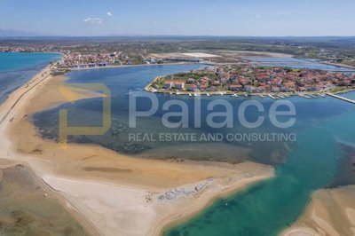 luksuzna-villa-centar-nina-10-metara-od-mora_3