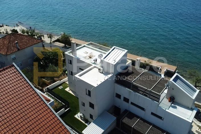 Image No.10-5 Bed House for sale