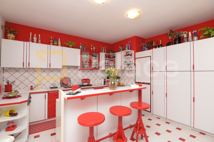 Image No.23-3 Bed House for sale
