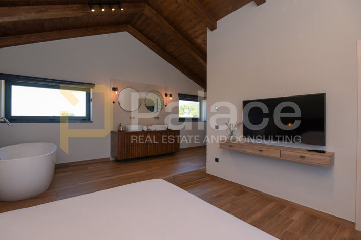 Image No.28-3 Bed House for sale