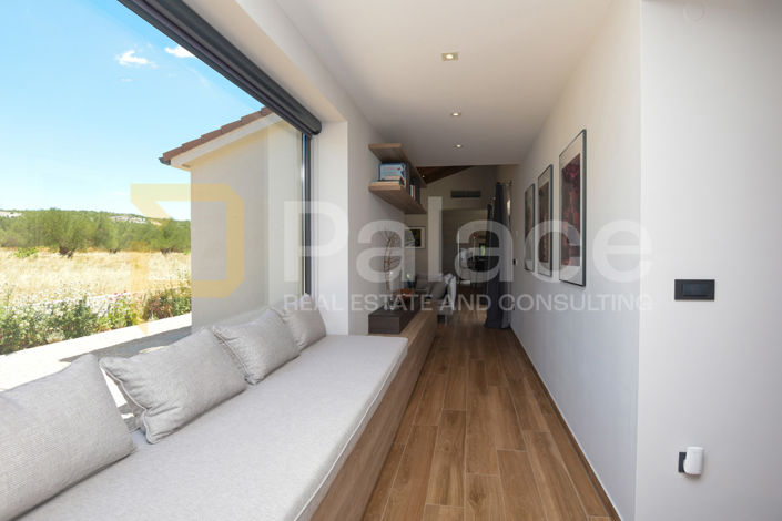Image No.3-3 Bed House for sale