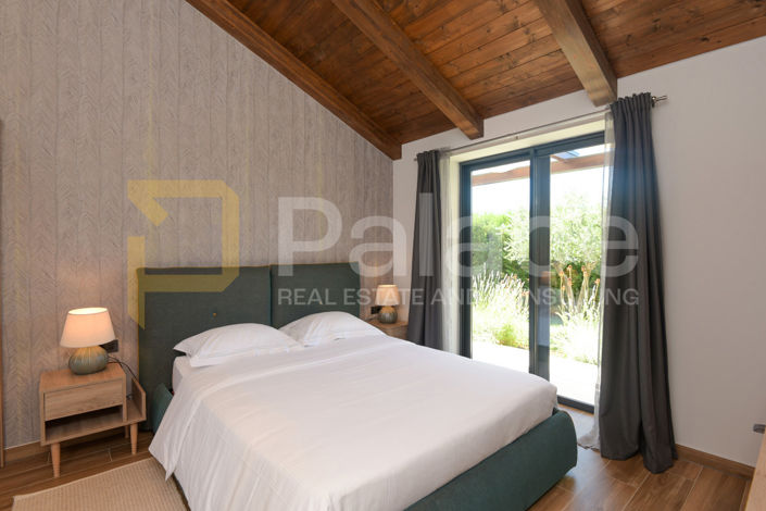 Image No.5-3 Bed House for sale