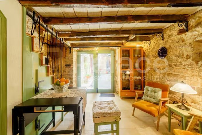 Image No.3-2 Bed House for sale