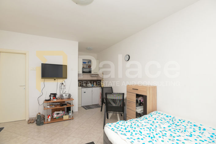 Image No.17-5 Bed House for sale