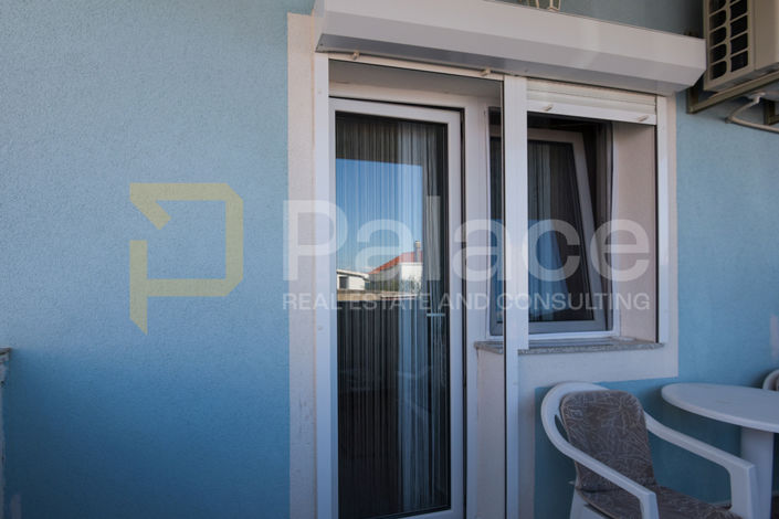 Image No.18-5 Bed House for sale
