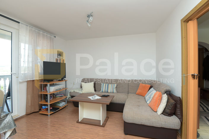 Image No.3-5 Bed House for sale