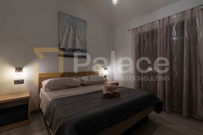 ocaravajuca-vila-za-odmor-s-pogledom-na-more_13