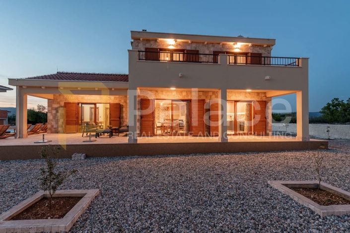Image No.2-3 Bed Villa for sale