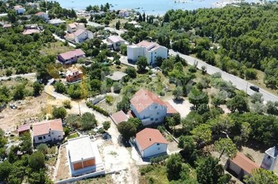 starigrad-gradjevinsko-zemljiste-400-m2_2