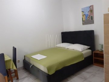 kuca-s-apartmanima-blizu-mora-srima-vodice-30000-m2_6