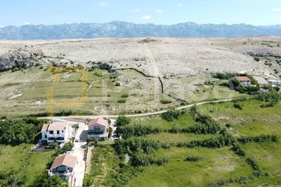 dinjiska-gradjevinsko-zemljiste-170-m-od-mora-643-m2_3