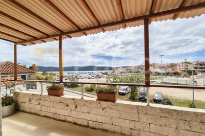 kuca-s-restoranom-i-dva-stana-prvi-red-do-mora-zablace_14